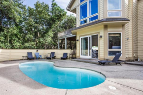 3050 Whispering Pines 7 Min Walk to Beach